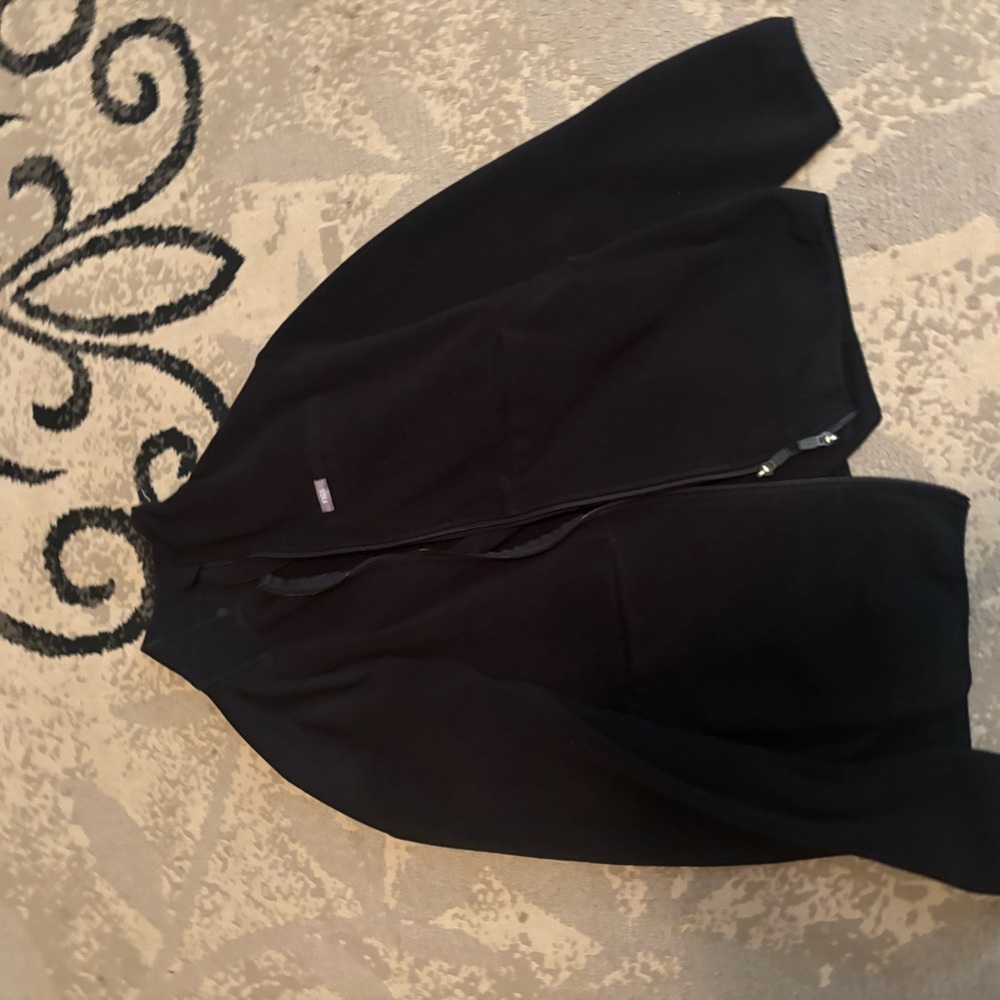 Figs Women's Classic Black Fleece Jacket